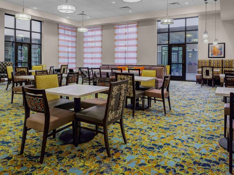 Homewood Suites by Hilton Wauwatosa Milwaukeeの写真