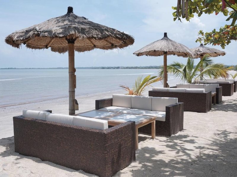 ココナッツ ロッジ ビーチ リゾート (Coconut Lodge Beach Resort)の写真