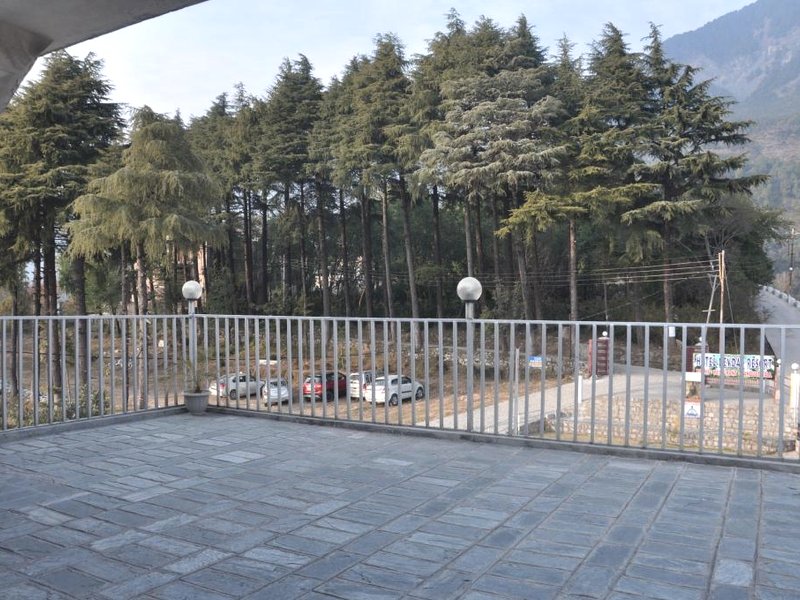 HOTEL DEVDAR RESORTの写真