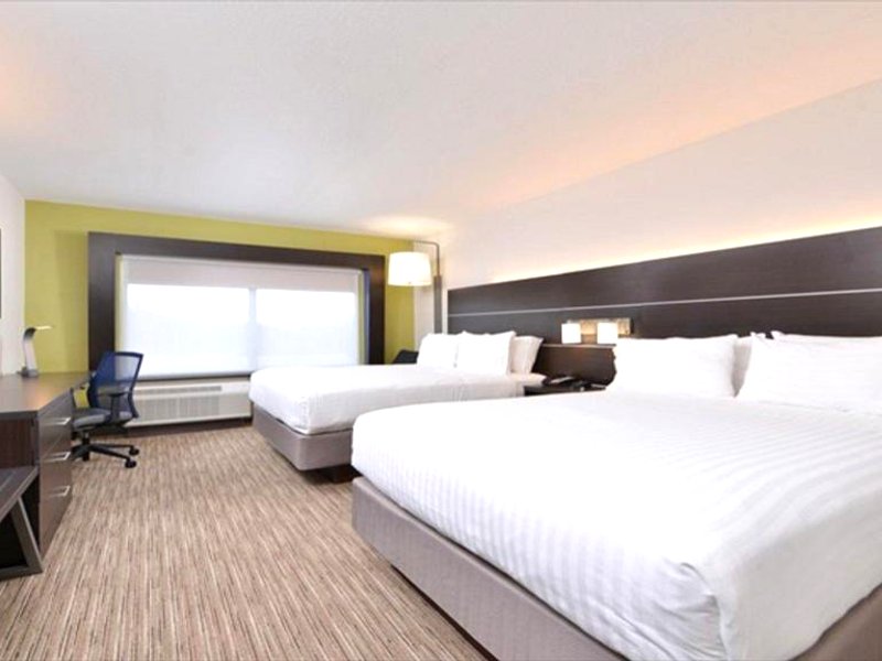 Holiday Inn Express & Suites Parkersburg East By IHGの写真