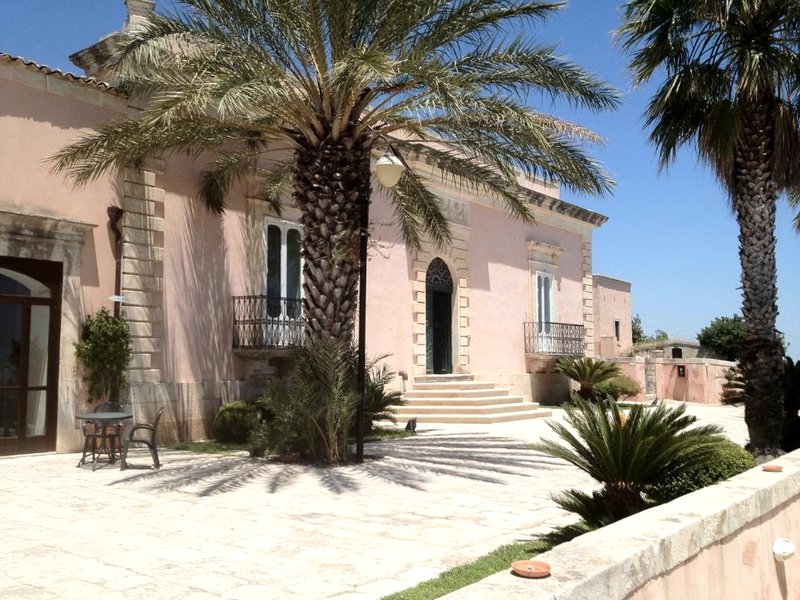 Villa Principe Di Belmonteの写真