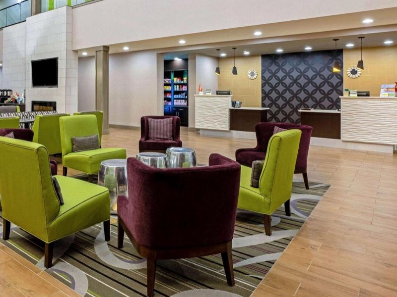 La Quinta Inn & Suites by Wyndham Tumwater - Olympiaの写真