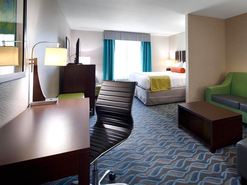ベスト ウェスタン プラス ハーデウビル イン&スイーツ (Best Western Plus Hardeeville Inn & Suites)の写真