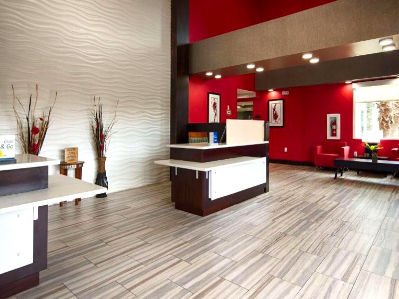 ベスト ウェスタン プラス ハーデウビル イン&スイーツ (Best Western Plus Hardeeville Inn & Suites)の写真