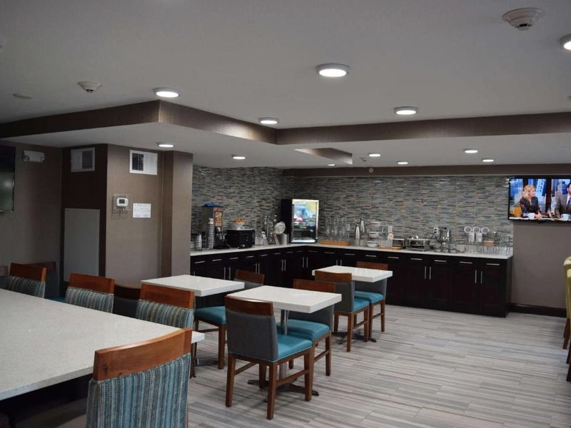 ベスト ウェスタン プラス ハーデウビル イン&スイーツ (Best Western Plus Hardeeville Inn & Suites)の写真