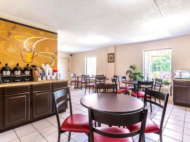 レッド ルーフ イン ハーディーヴィル (Red Roof Inn Hardeeville)の写真