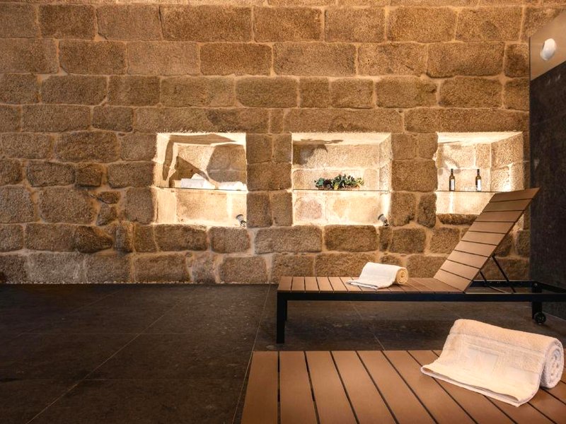 モナステリー オブ サン クローディオ デ レイロ (Monastery of San Clodio de Leiro)の写真