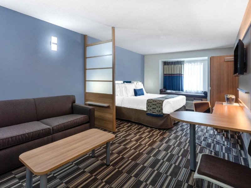マイクロテル イン&スイーツ バイ ウィンダム バーリントン (Microtel Inn & Suites by Wyndham Burlington)の写真
