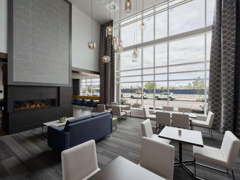 Hampton Inn & Suites by Hilton Quebec City Levisの写真