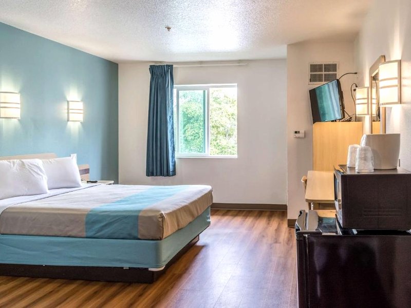 モーテル 6 リンカーン シティ (Motel 6 Lincoln City)の写真
