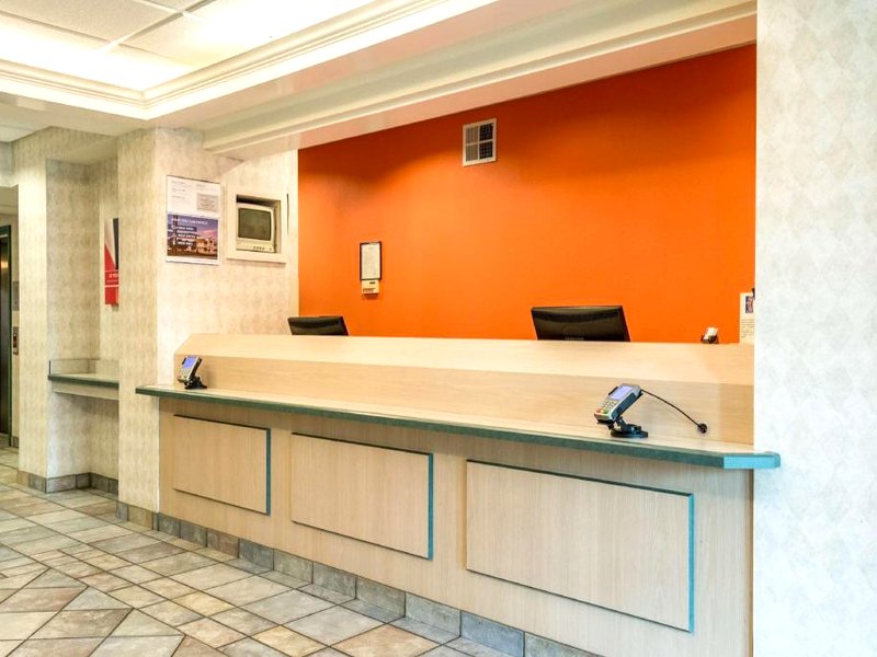 モーテル 6 リンカーン シティ (Motel 6 Lincoln City)の写真
