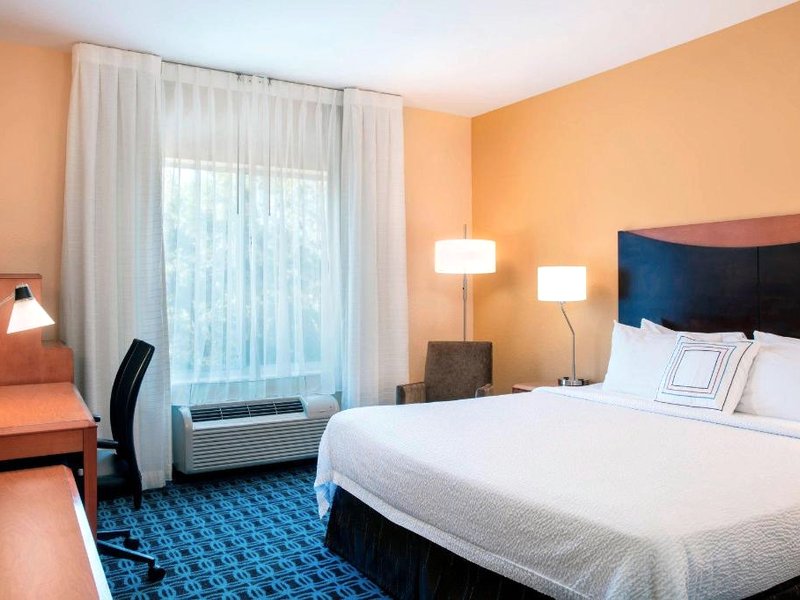 フェアフィールド イン&スイーツ レイクランド プラントシティ (Fairfield Inn & Suites Lakeland Plant City)の写真