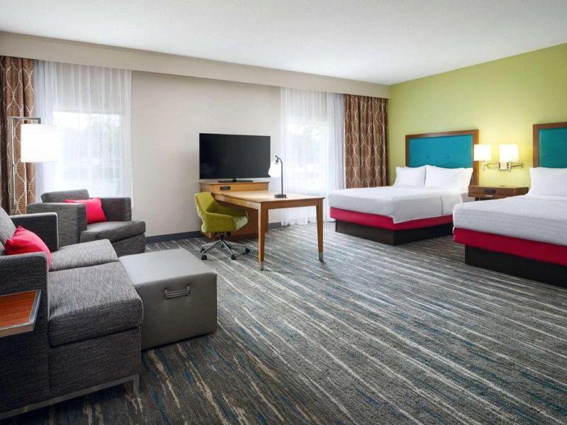 ハンプトン イン プラントシティー (Hampton Inn Plant City)の写真