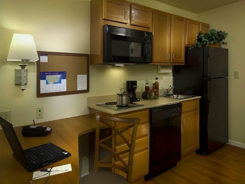 CANDLEWOOD SUITES AVONDALE-NEW ORLEANS By IHGの写真