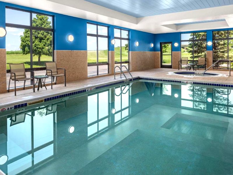 ハンプトン イン フェアモント (Hampton Inn Fairmont)の写真