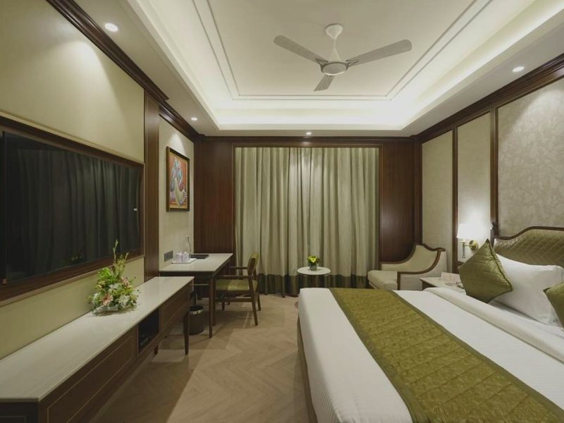 Chanakya Bnr Hotelの写真