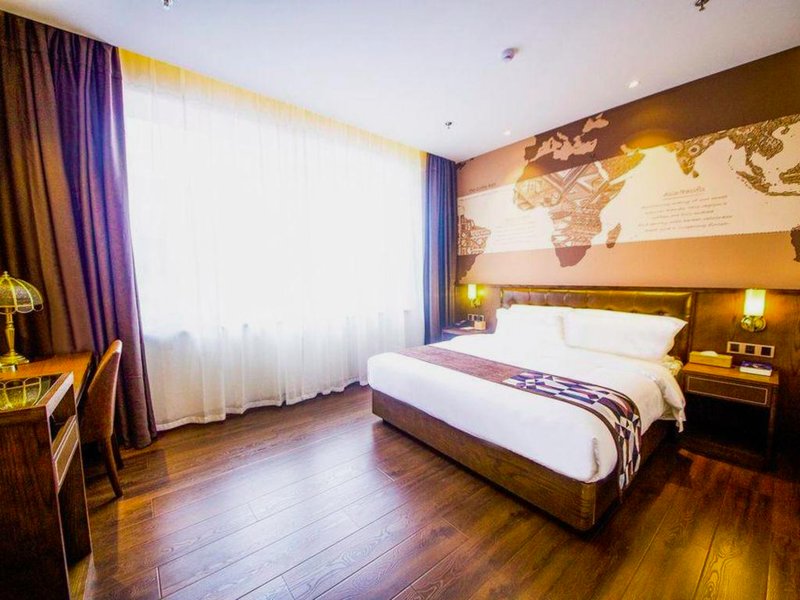 James Joyce Coffetel Hotel (Raohe Shuangyashan Raohe Tongjiang Street Wusuli River Riverside)の写真