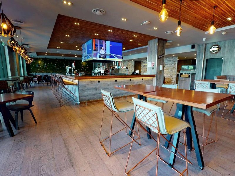 Village Hotel Leeds Southの写真