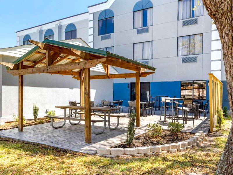 Comfort Suites Southport - Oak Islandの写真