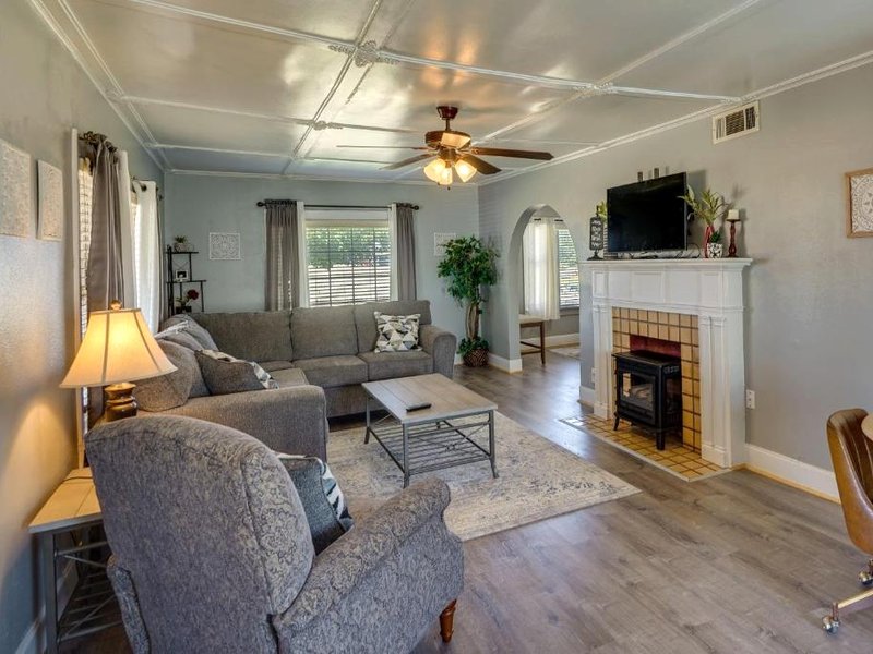 Lamesa Vacation Rental with Covered Patio and Fire Pitの写真