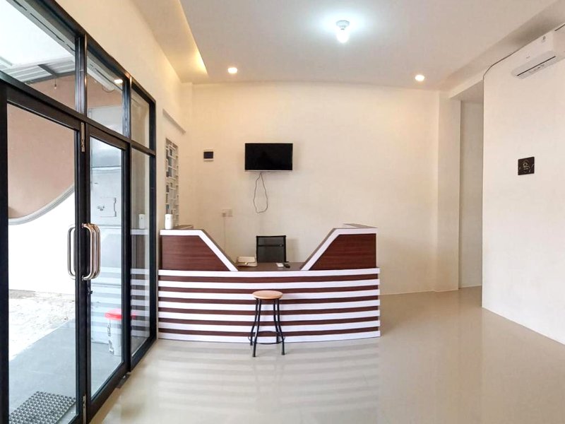 RedDoorz near Stasiun Pematangsiantarの写真