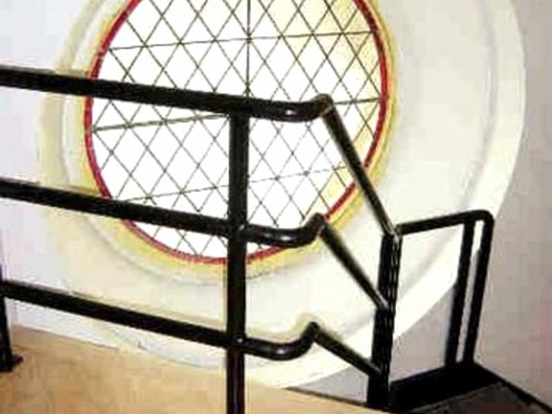 Historic Gothic Stone Church Home and Studio Loftの写真