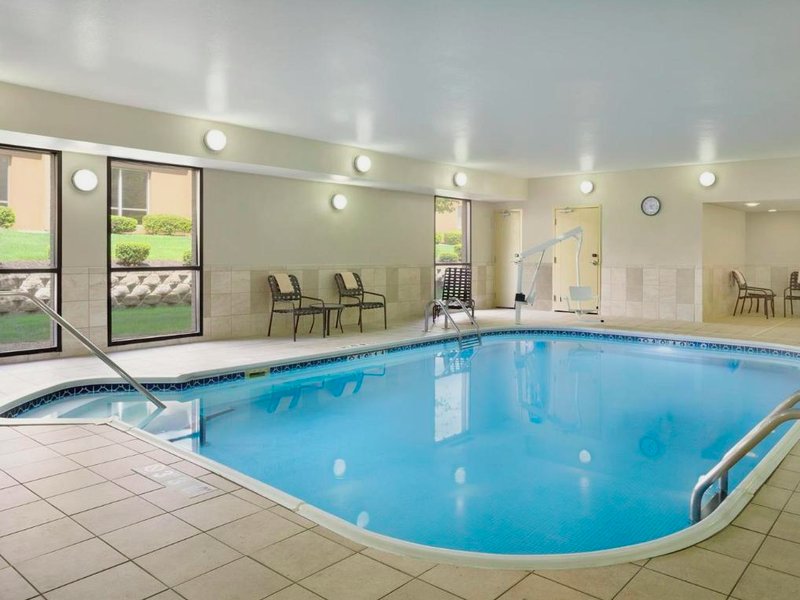 ハンプトン イン マンスフィールド オンタリオ (Hampton Inn Mansfield/Ontario)の写真