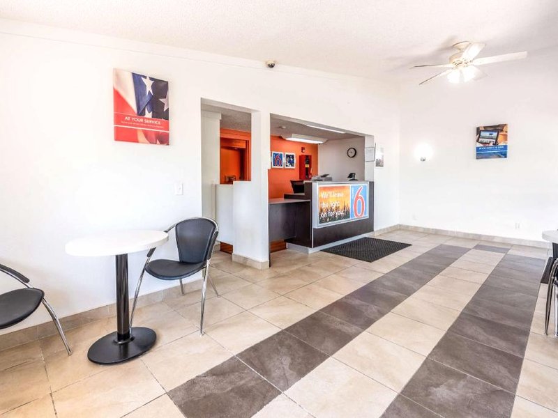 Motel 6 Mansfield, OHの写真