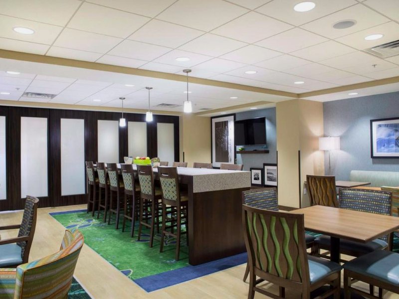 Hampton Inn Big Rapidsの写真