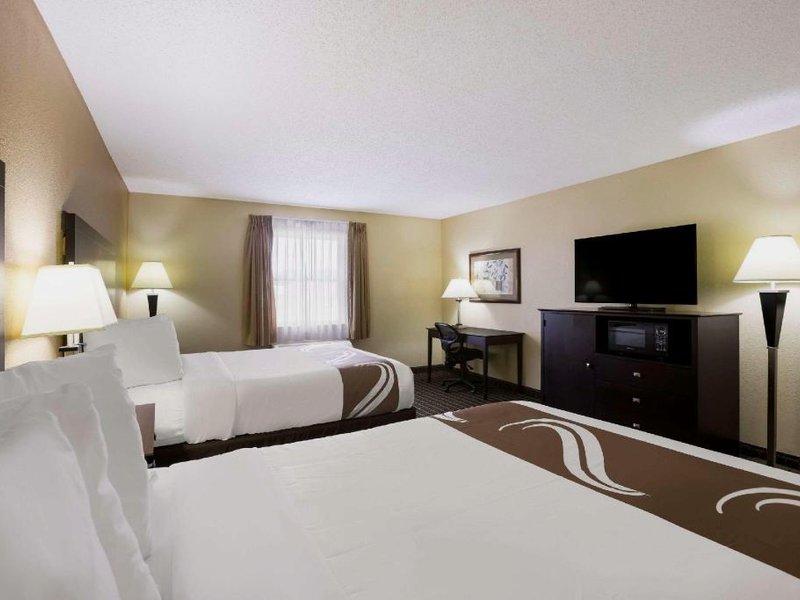 クオリティ イン ＆ スイーツ ビッグ ラピッズ ニア ユニバーシティ (Quality Inn & Suites Big Rapids near University)の写真