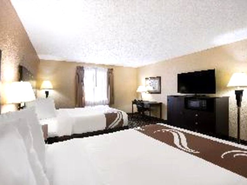 Quality Inn & Suitesの写真