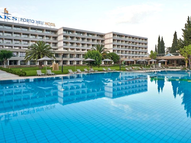 AKS Porto Heli Hotelの写真