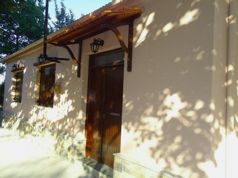 BEACHFRONT HOME FOR 4, KALIFTERI BEACH, AFISSOSの写真
