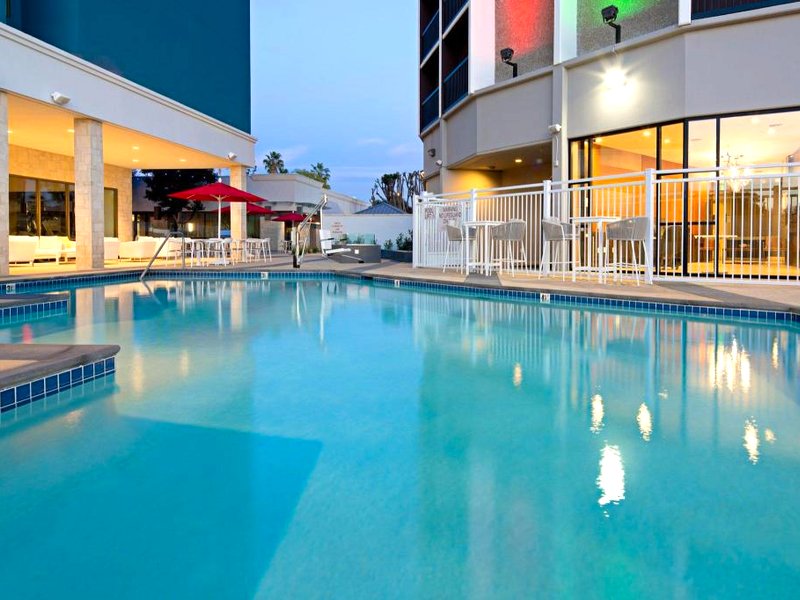 ステイブリッジ スイーツ ロングビーチ エアポート バイ IHG (Staybridge Suites Long Beach Airport By IHG)の写真