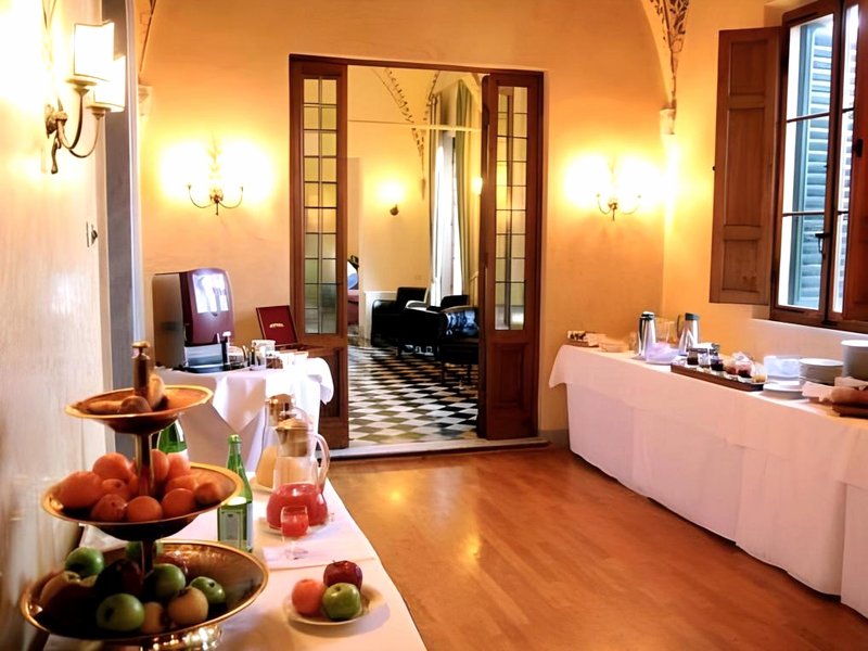 パラッツォ ラビーザ (Palazzo Ravizza)の写真