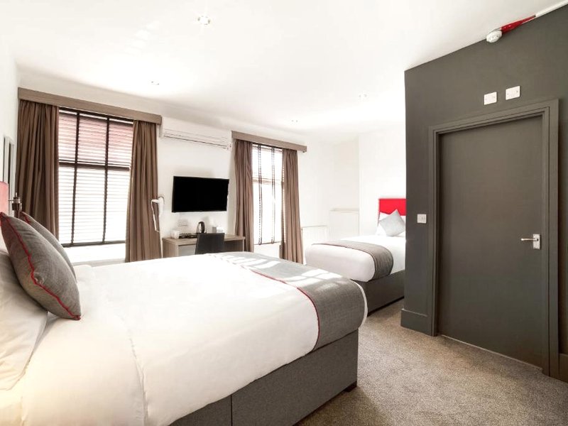 コンノート ホテル ウォーバーハンプトン (OYO Connaught Hotel Wolverhampton)の写真
