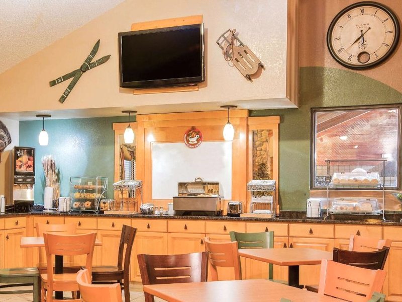 アメリクイン バイ ウィンダム チェンバレン カンファレンス センター (AmericInn by Wyndham Chamberlain - Conference Center)の写真