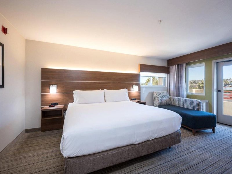 Holiday Inn Express Grover Beach-Pismo Beach Area By IHGの写真
