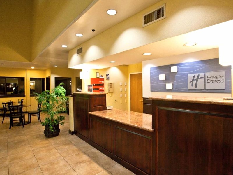 Holiday Inn Express Grover Beach-Pismo Beach Area By IHGの写真