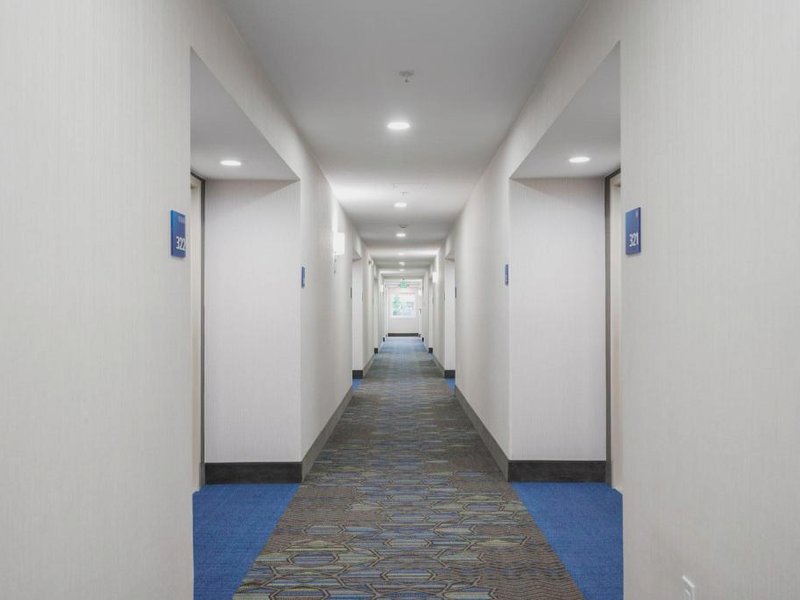 Holiday Inn Express Grover Beach-Pismo Beach Area By IHGの写真