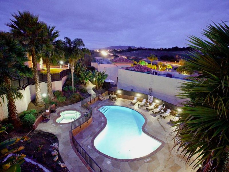 Holiday Inn Express Grover Beach-Pismo Beach Area By IHGの写真