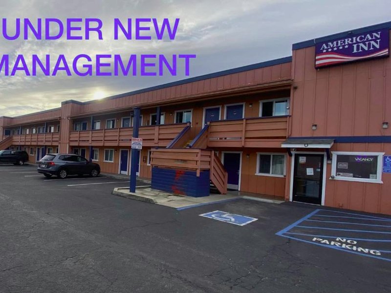 アメリカン イン グローバー ビーチ (American Inn Grover Beach)の写真