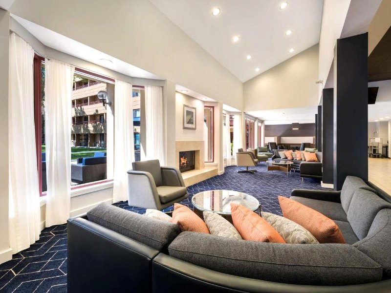 ソネスタ セレクト サンノゼ エアポート (Sonesta Select San Jose Airport)の写真