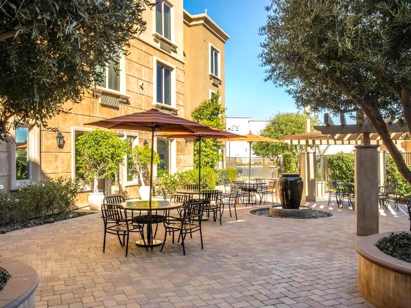 アイレス ホテル チノ ヒルズ (Ayres Hotel Chino Hills)の写真
