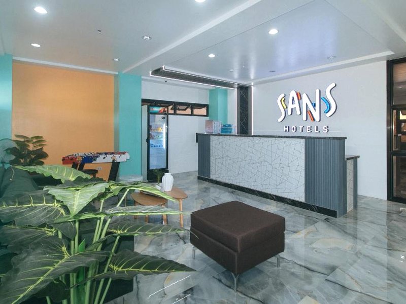 Sans Hotel near Enchanted Kingdom Santa Rosa Lagunaの写真