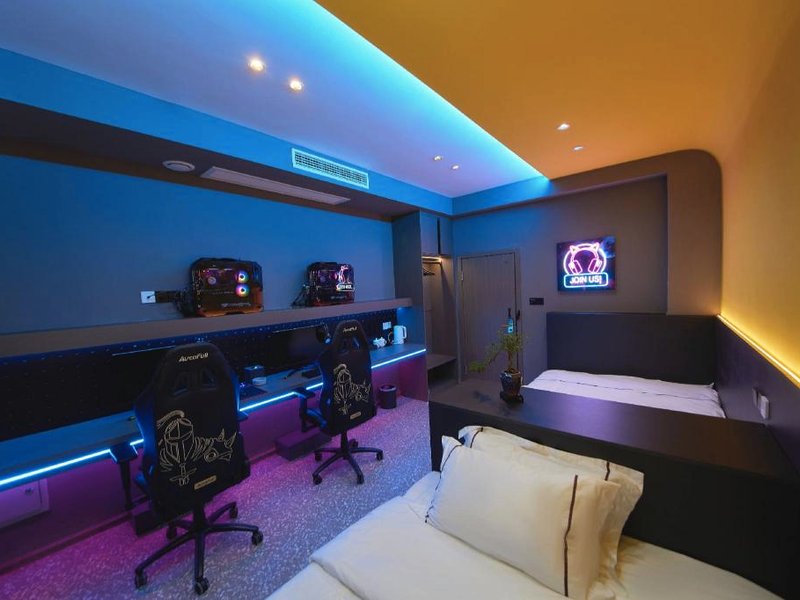 Shanshui Ju Theme E-sports Hotel (Leshan High-speed Rail Station Branch)の写真