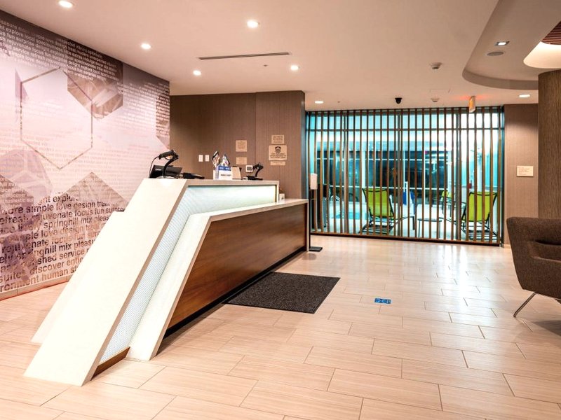 SpringHill Suites Kenoshaの写真