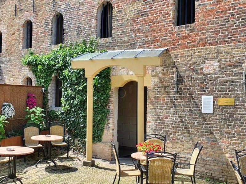 Hotel Almenum - het sfeervolle stadslogement -の写真