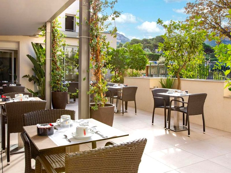 Best Western Hotel & SPA Coeur De Cassisの写真