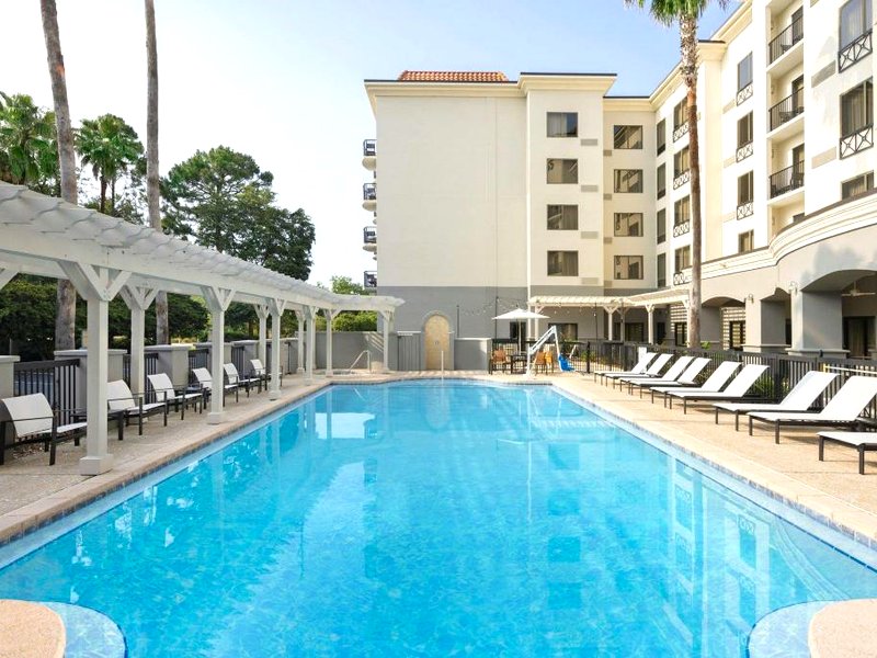 コートヤード サンデスティン アット グランド ブルバード (Courtyard Sandestin at Grand Boulevard)の写真